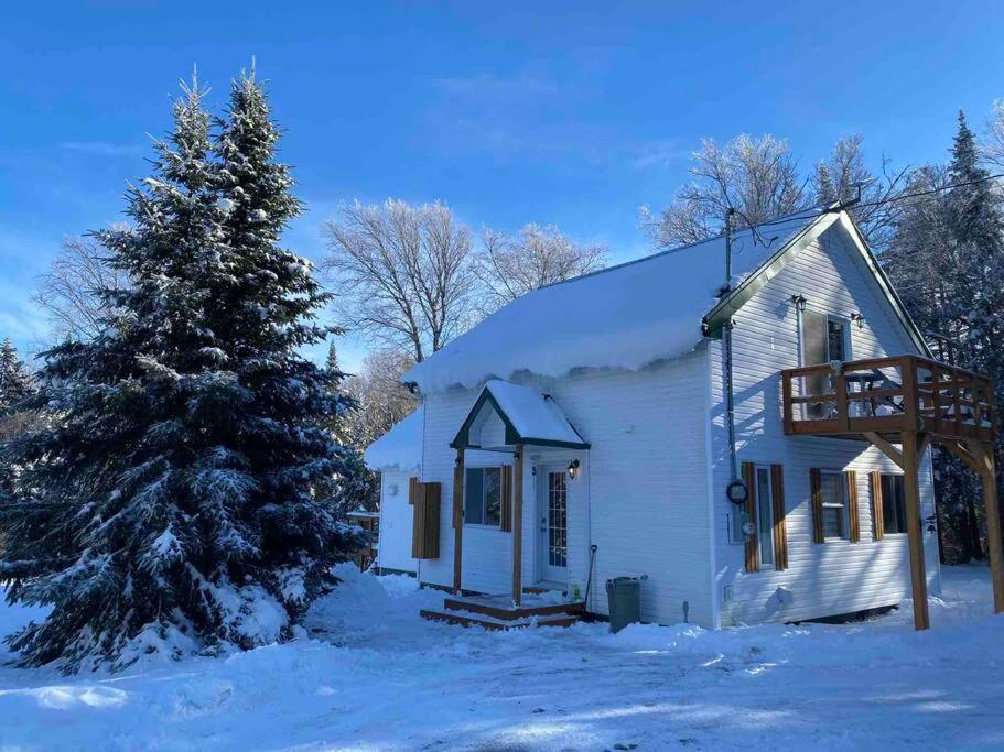 Le Jazz- Chalet Rustique/Chic Avec Spa Notre-Dame-Des-Bois Екстер'єр фото