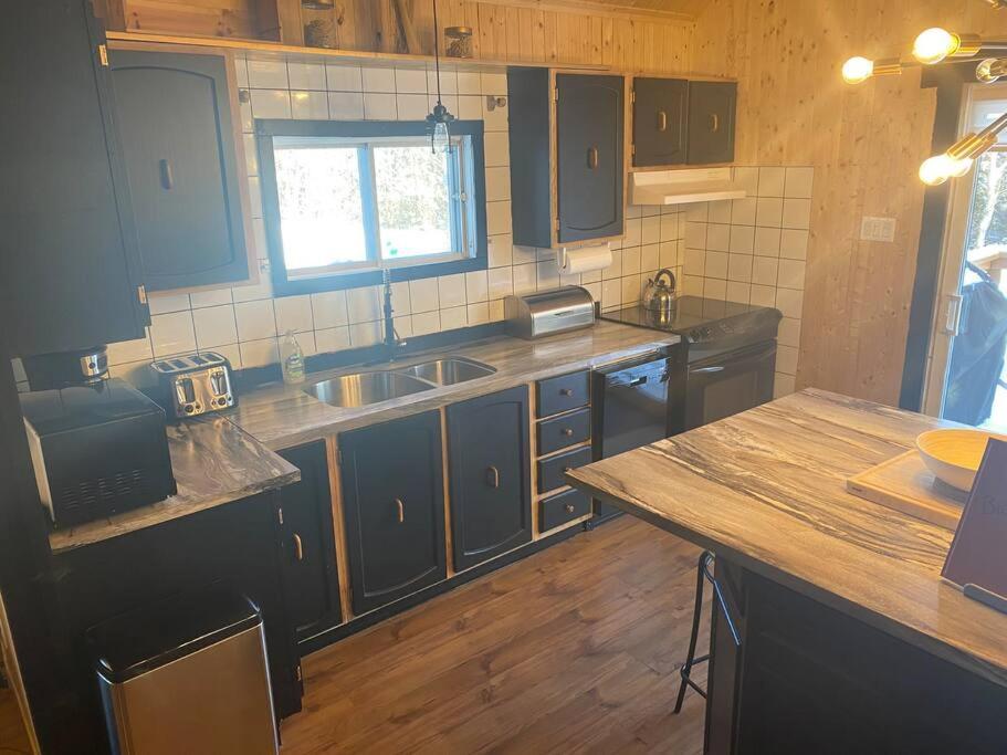 Le Jazz- Chalet Rustique/Chic Avec Spa Notre-Dame-Des-Bois Екстер'єр фото